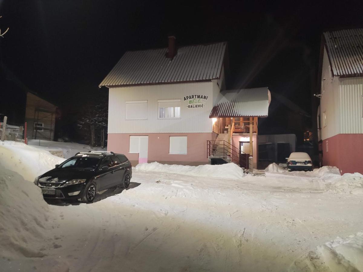 Apartman Kaljevic Lägenhet Žabljak Exteriör bild